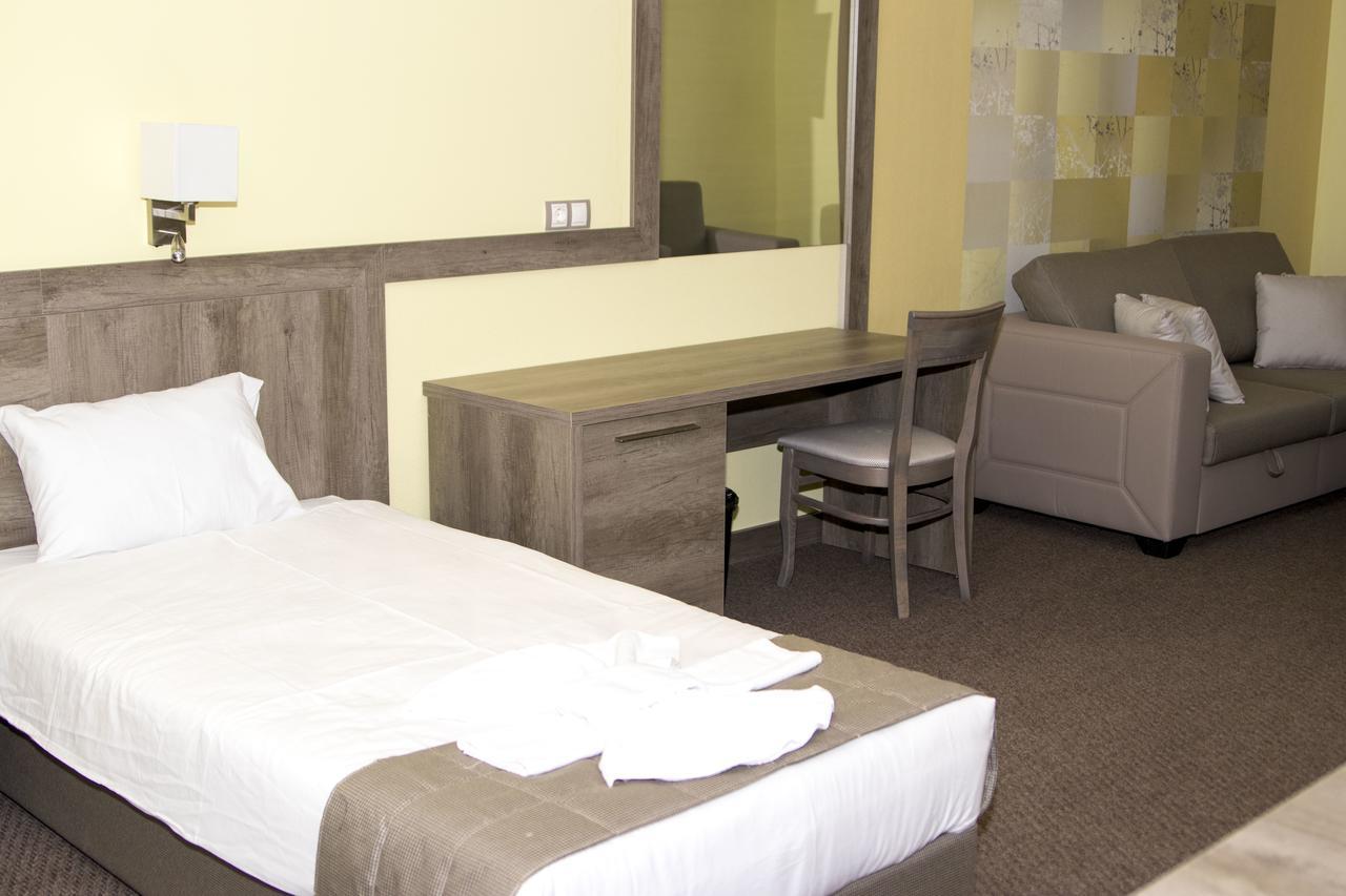 Hotel Etropolia Etropole Eksteriør billede
